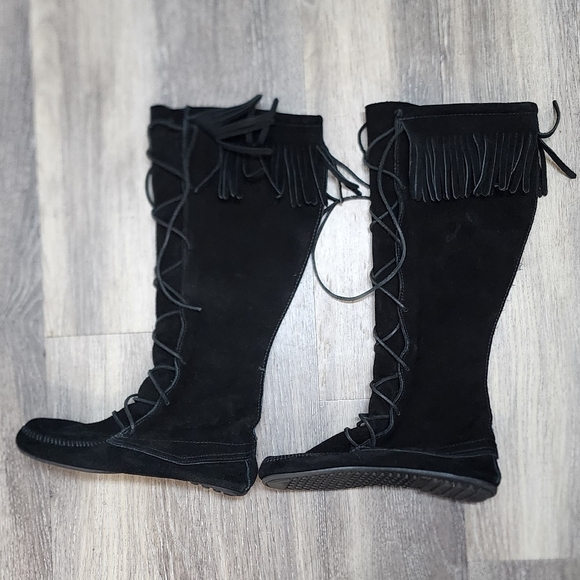 Minnetonka Moccasin Black Fringe Knee-High Women's Boots Lace Up - Picture 8 of 11